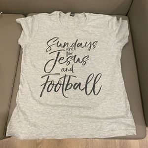 Cute tee for Fall and Winter